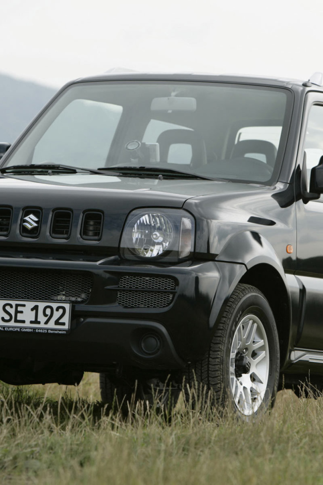   Красивый автомобиль Suzuki Jimny в Москве