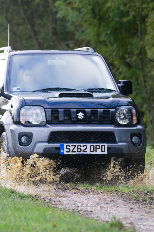  Дизайн автомобиля Suzuki Jimny