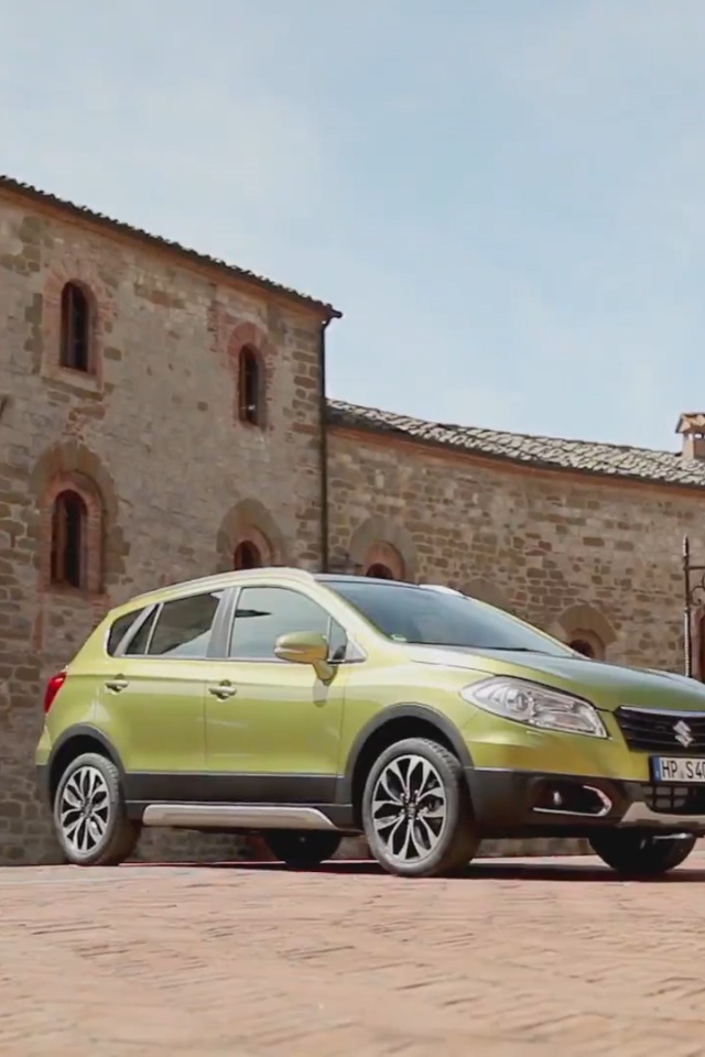 Новый автомобиль Suzuki S-Cross 2014