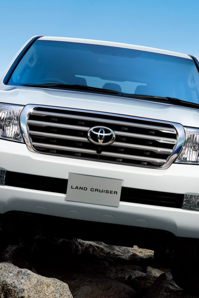 Новый автомобиль Toyota Land Cruiser 200