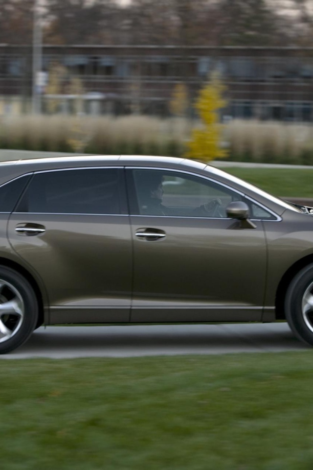 Новый автомобиль Toyota Venza