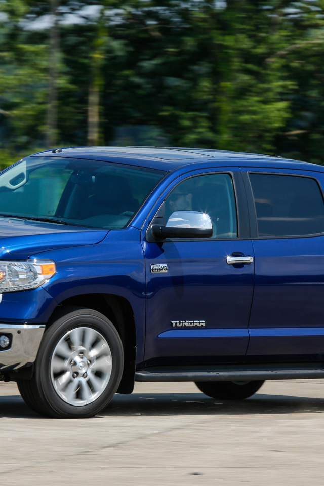 Надежный автомобиль Toyota Tundra 2014