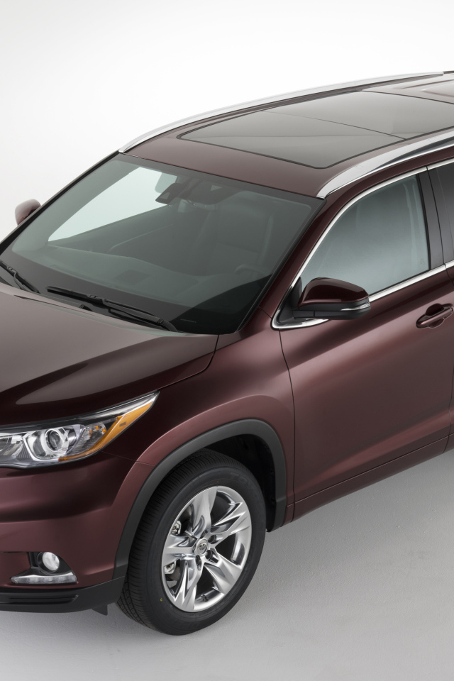 Тест драйв автомобиля Toyota Highlander 2014