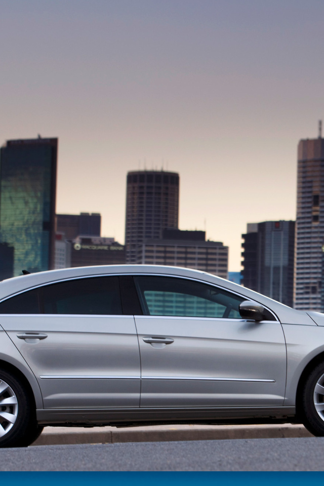 Красивый автомобиль Volkswagen Passat