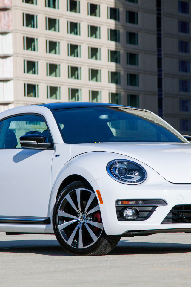 Автомобиль марки Volkswagen Beetle 2014