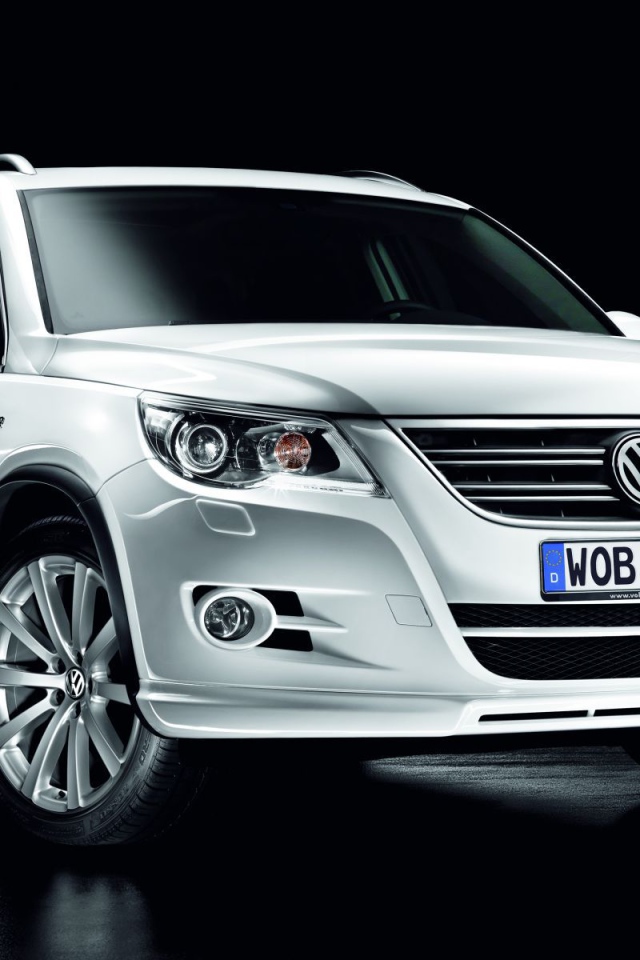 Фото автомобиля Volkswagen Tiguan