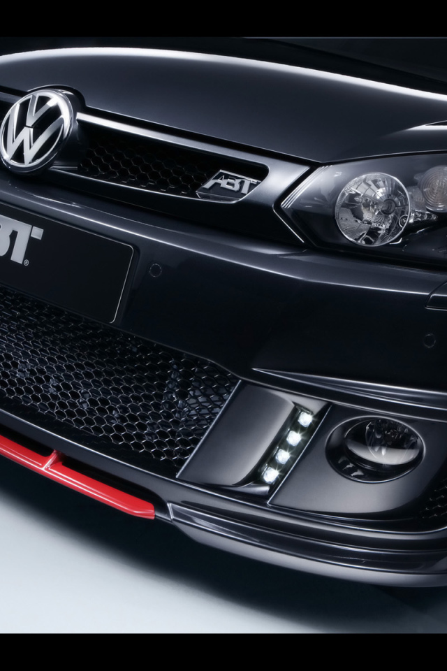 Надежный автомобиль Volkswagen Golf