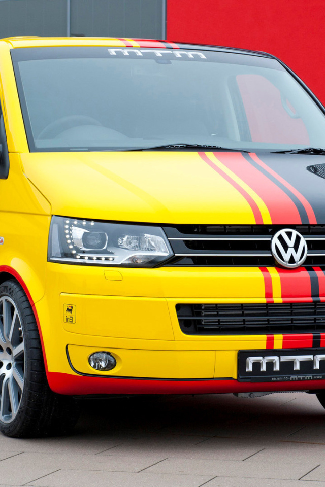 Надежная машина Volkswagen Transporter