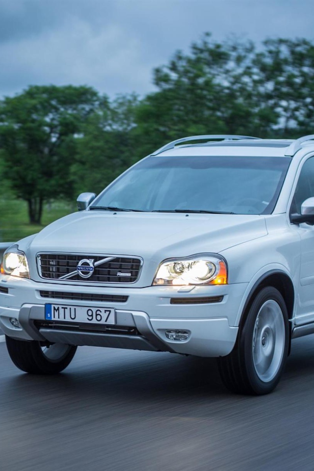 Новый автомобиль Volvo  xc90 2014