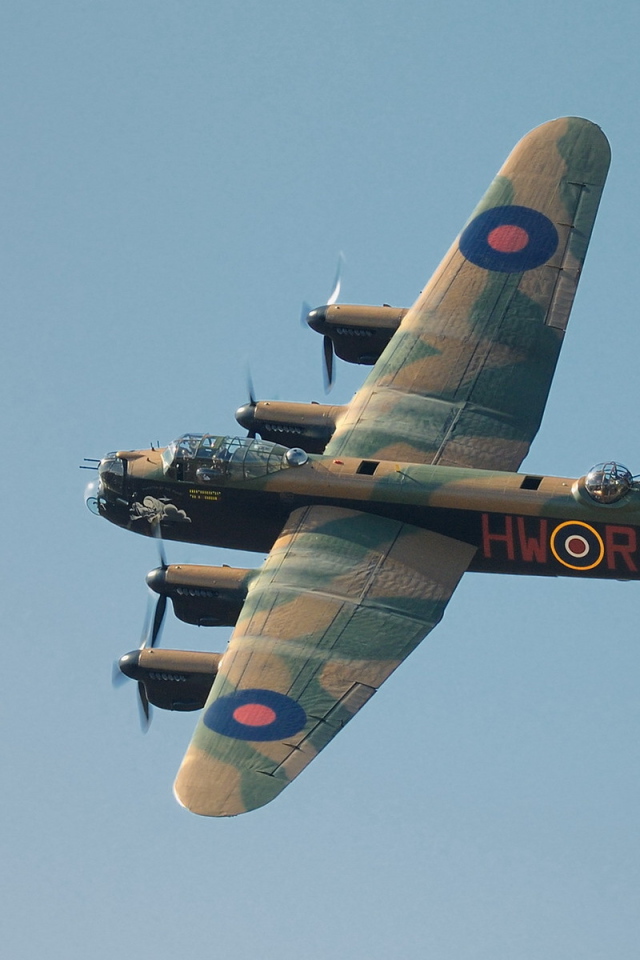 Самолет Ланкастер