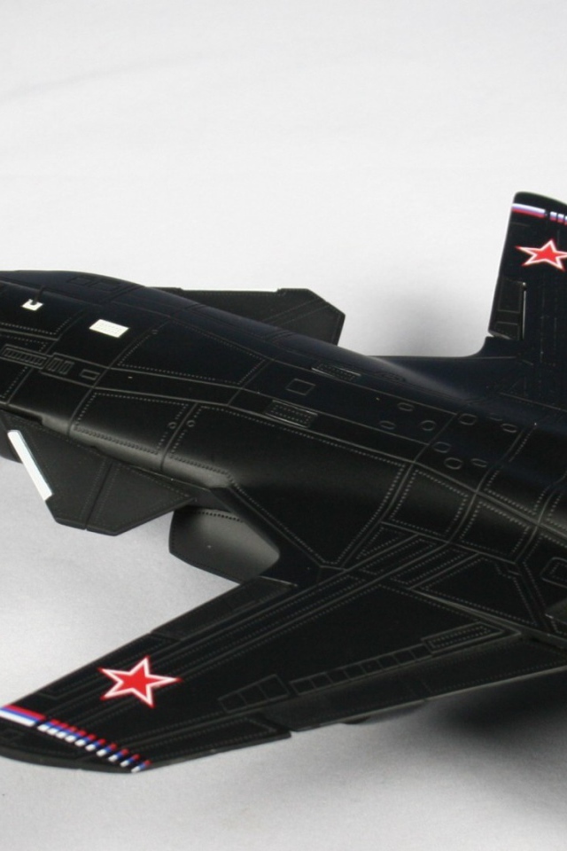 Модель нового истребителя