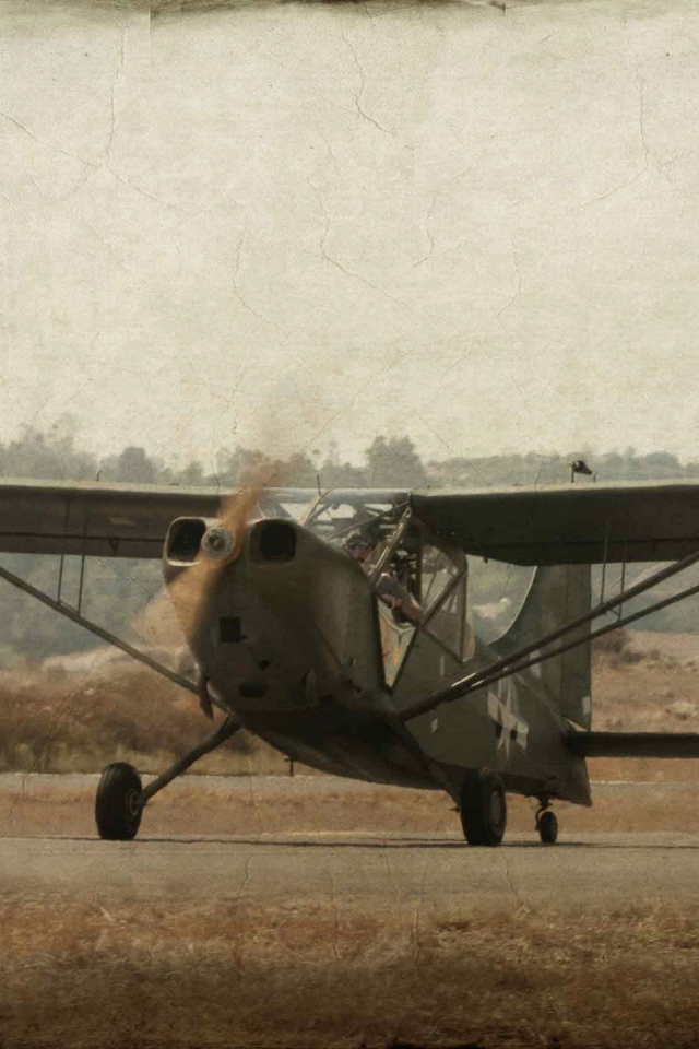 Старый легкий самолет