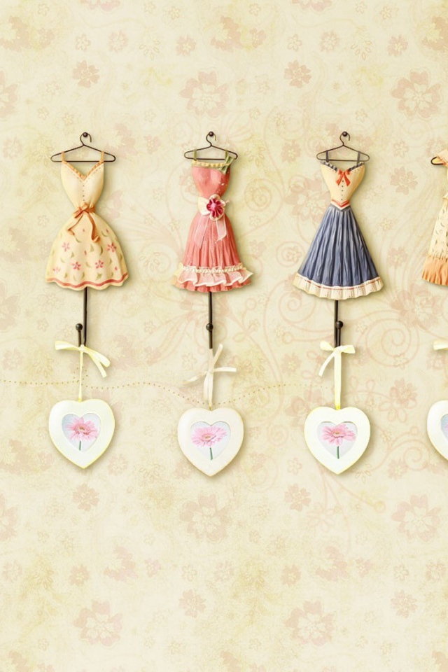 Платья с сердечками