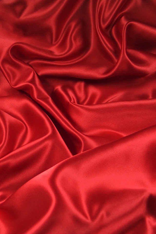Красная ткань