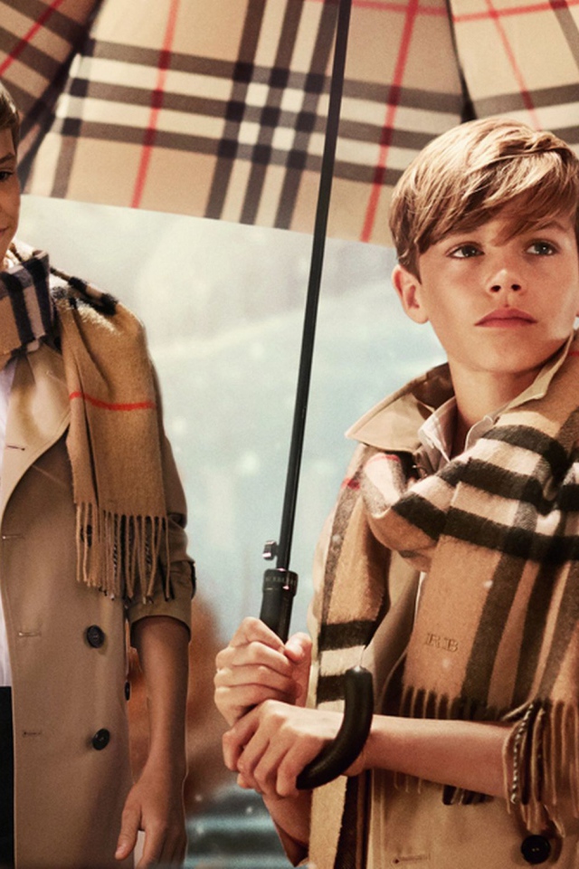 Одежда для детей от Burberry