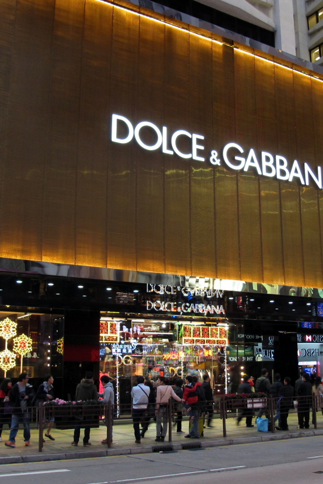 Магазин одежды Dolce & Gabbana