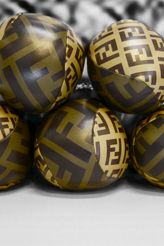 Украшения для дома Fendi