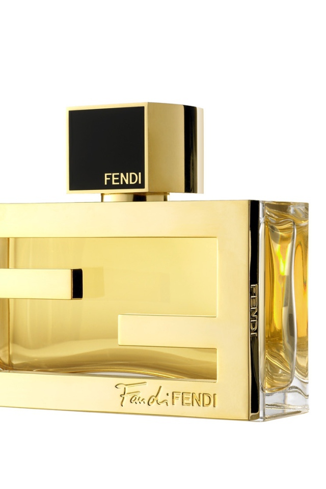 Новые духи от Fendi