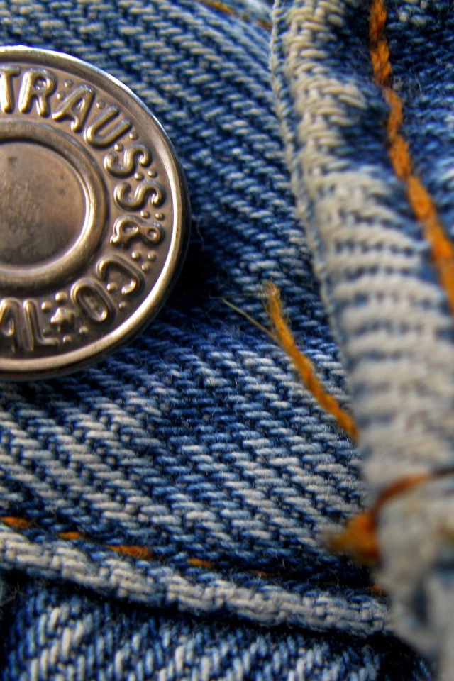 Заклепка на джинсах Levi`s