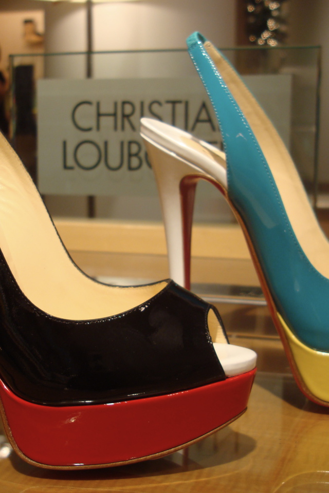 Обувь от Christian Louboutin