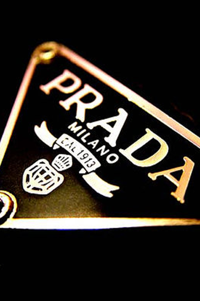 Символ бренда Prada