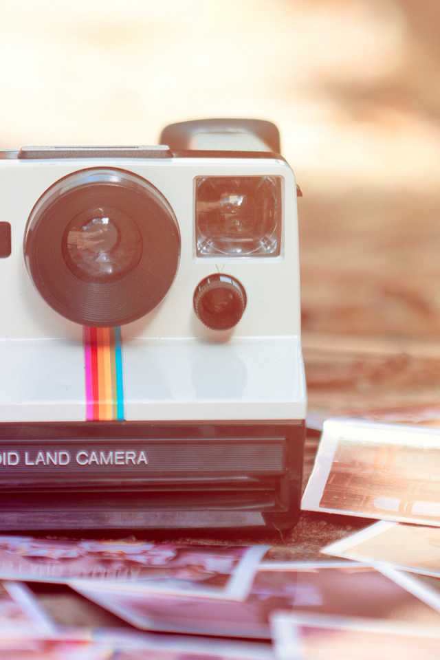 Ретро фотокамера полароид