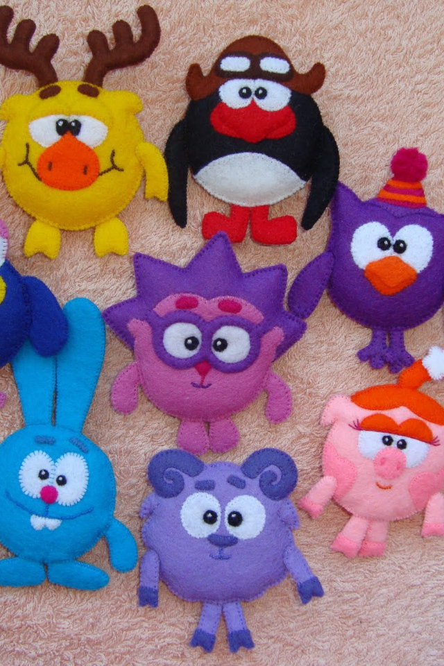 Фигурки героев мультфильма Смешарики