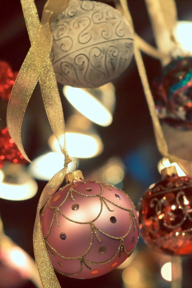 Шары на лентах