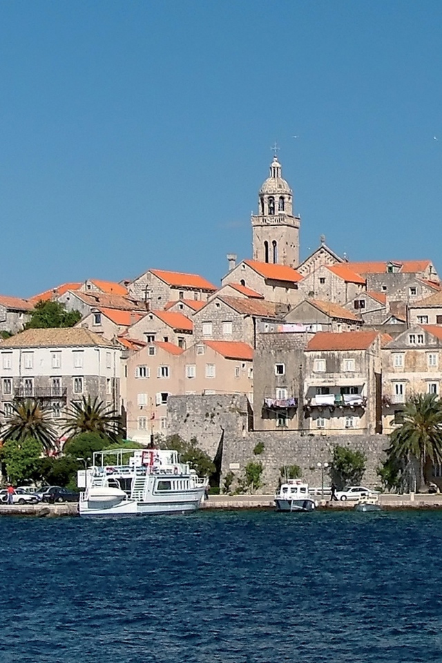 Город у моря