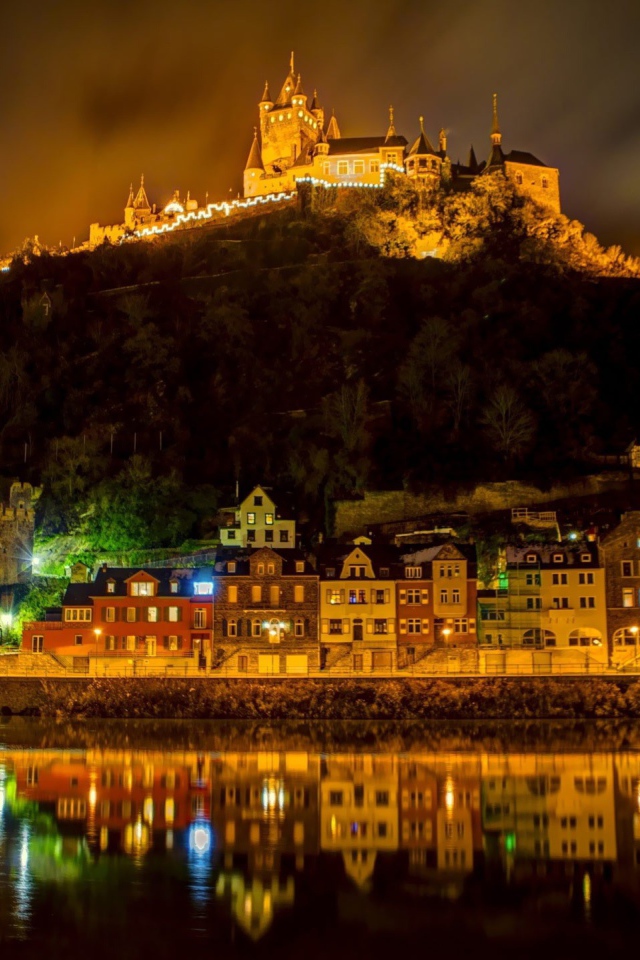 Крепость на горе