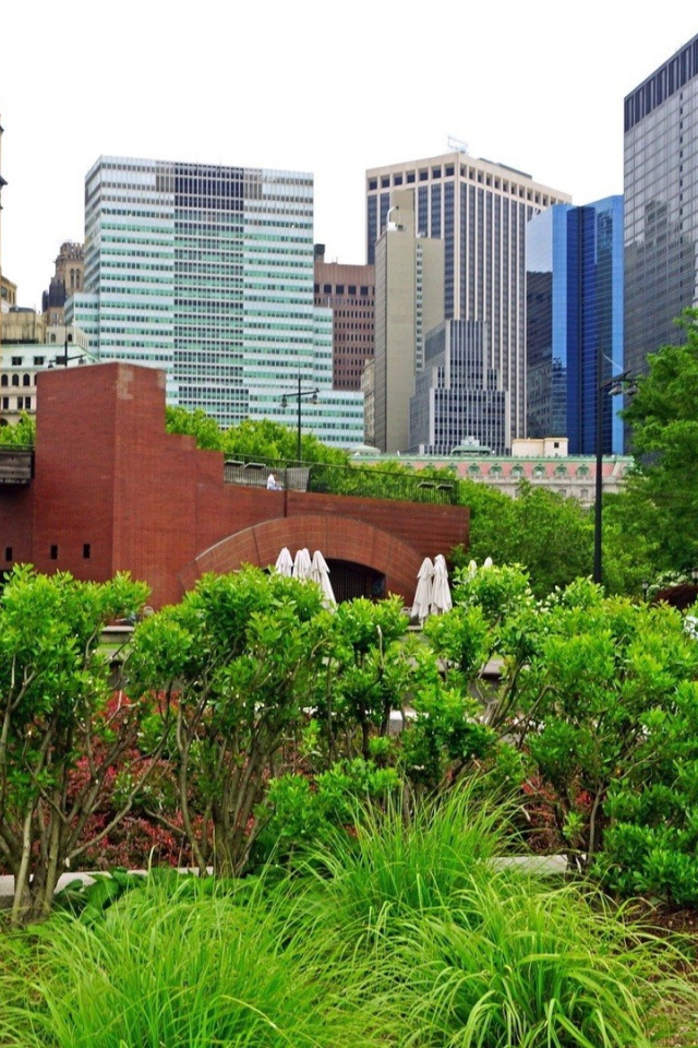 Зеленый уголок в Нью Йорке