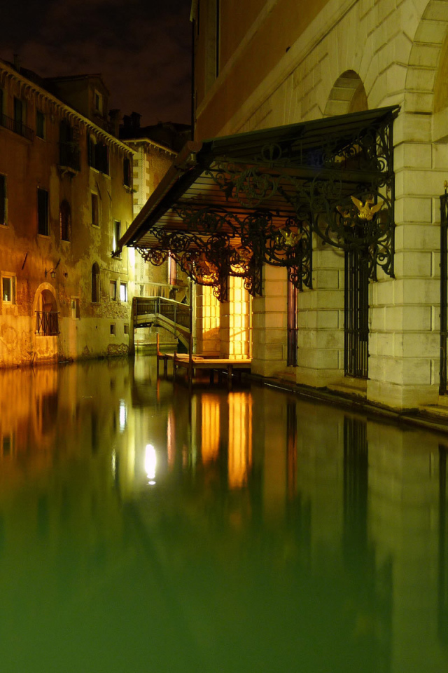 Улица в Венеции