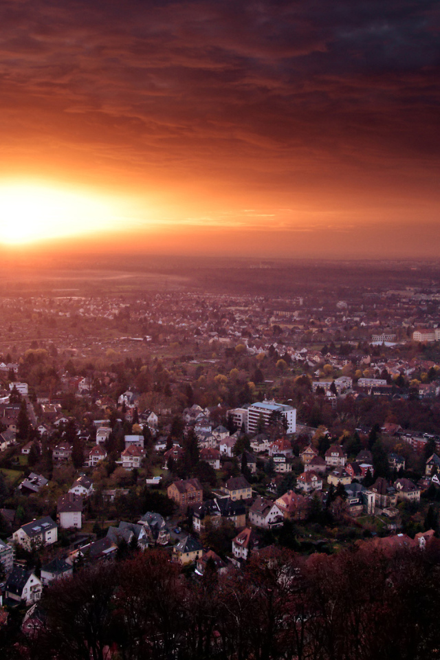 Закат над городом