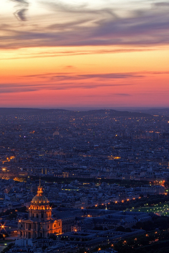 Город на вечерней заре