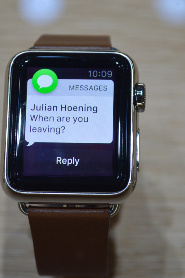 Сообщение из соц сети на Apple Watch