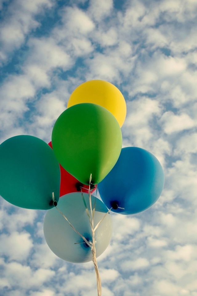 Воздушные разноцветные шары