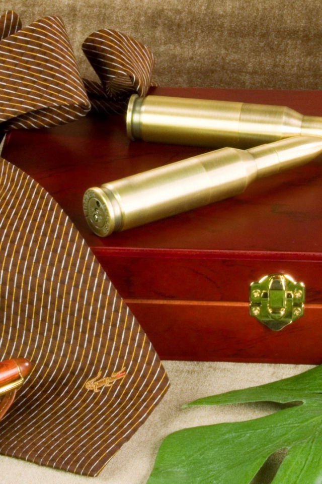 Пули, галстук и шкатулка