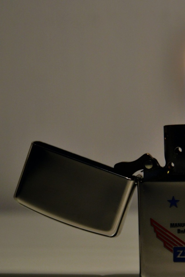 Пламя зажигалки