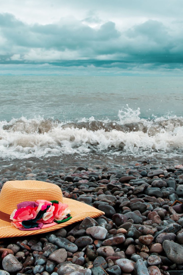 Шляпа на пляже