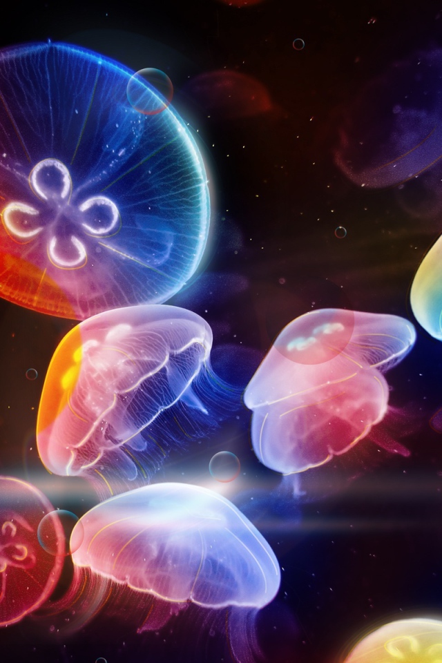 Медузы под водой