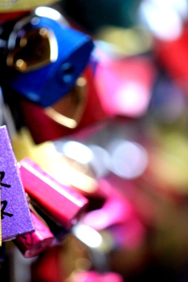 	   Multicolored locks