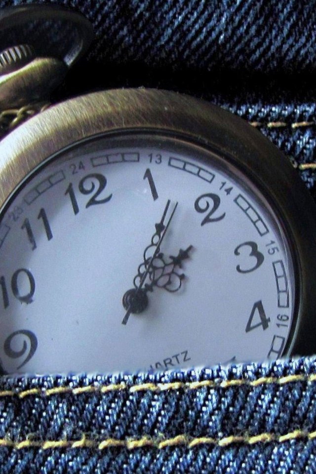 Часы в джинсах