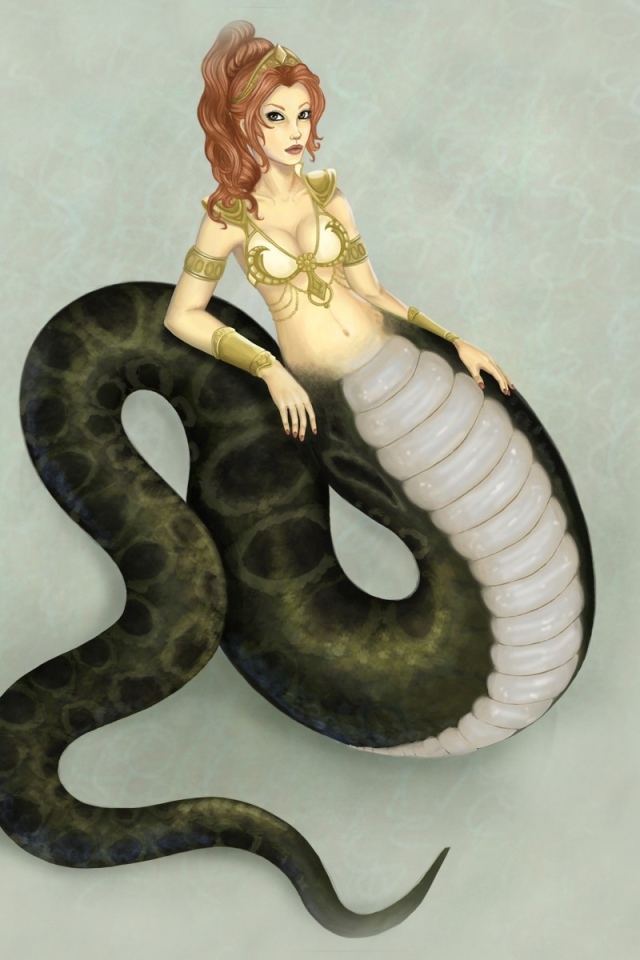 Девушка змея