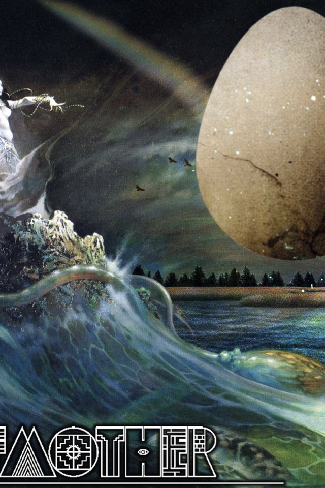 Огромное яйцо