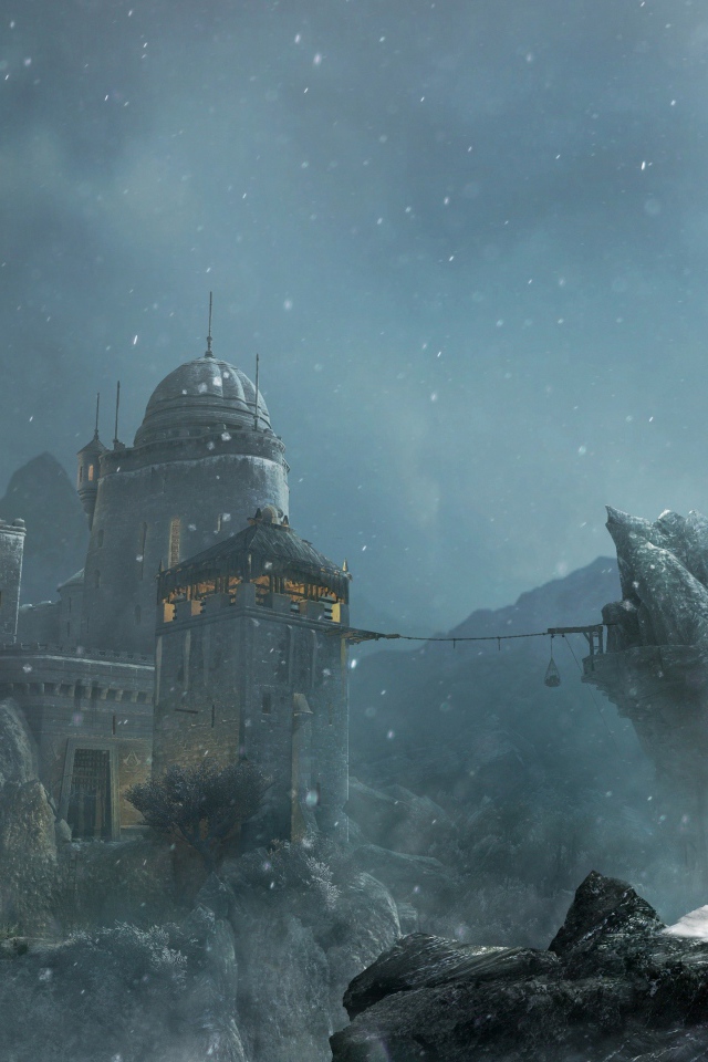 Воин смотрит на крепость