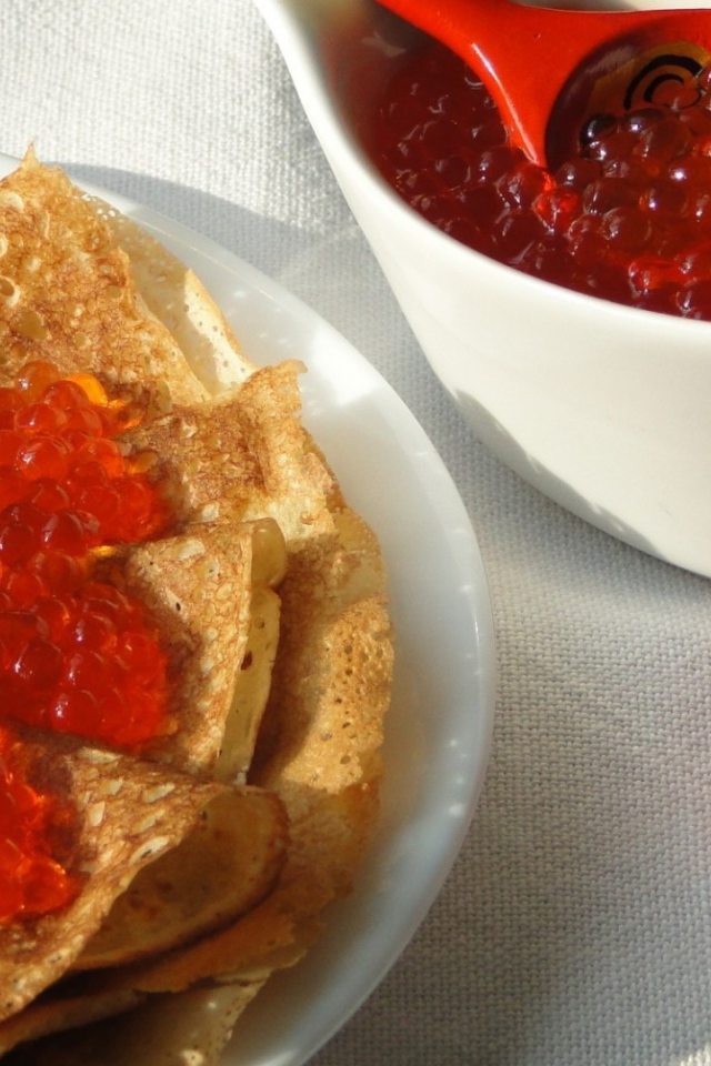 Блины с красной икрой