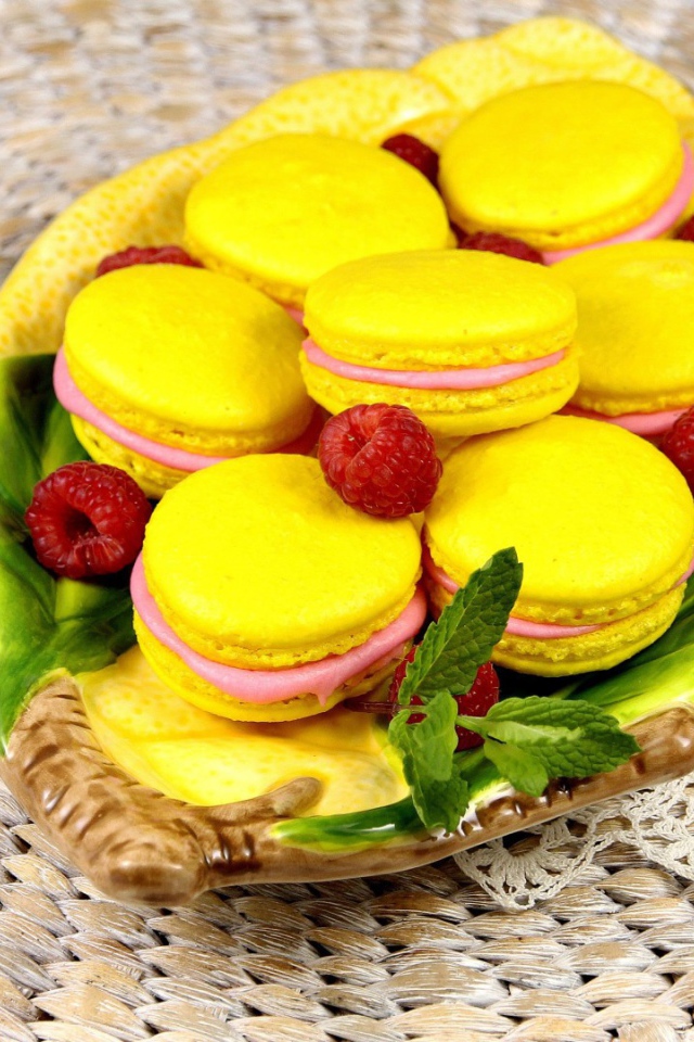 Печенье в лимонной глазури