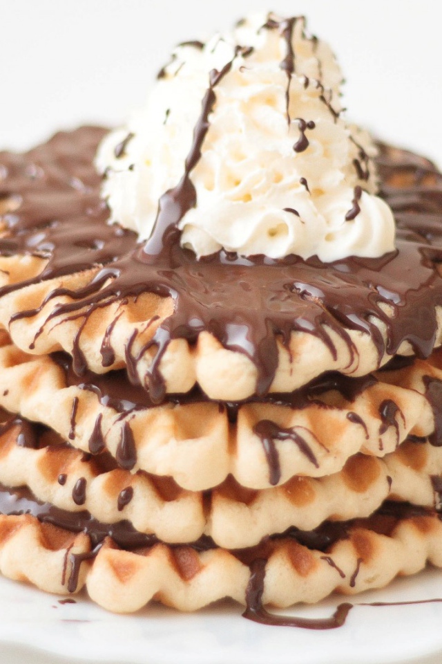 Многослойное пирожное 