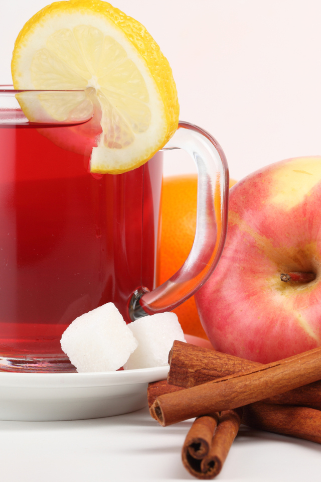 Чай с сахаром и лимоном