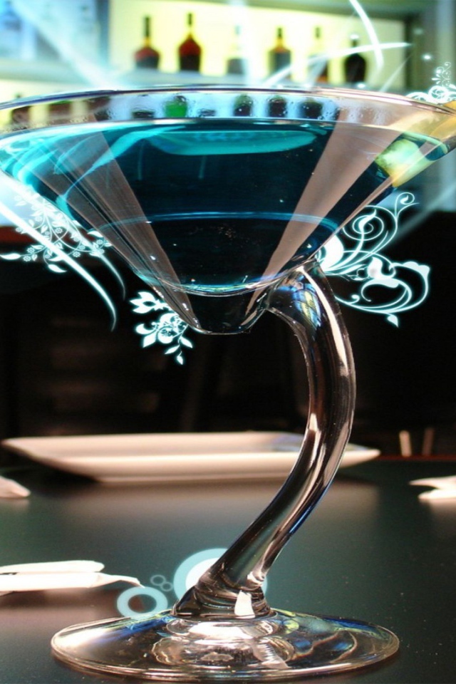 Оригинальный фужер с коктейлем